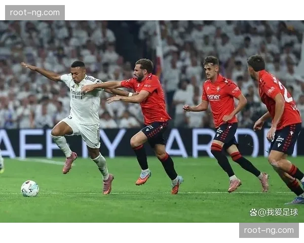 奥萨苏纳主场一球小胜 凭借定位球战术拿下关键三分